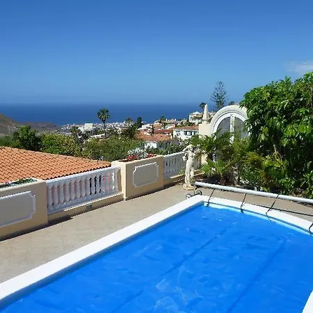 Sleeps 6 Pool Wifi * Chayofa