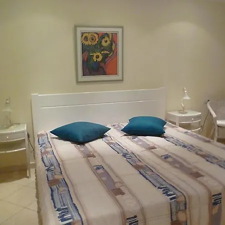 Sleeps 6 Pool Wifi Feriehus