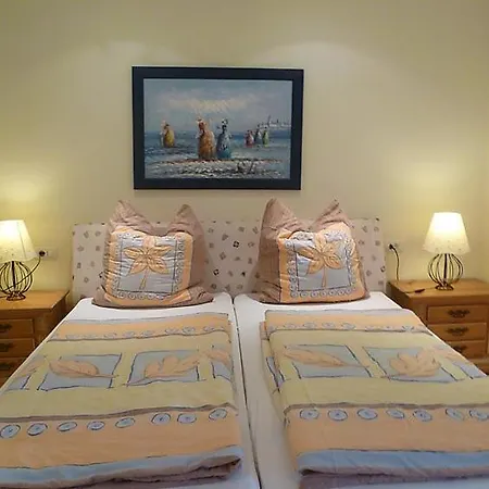 Sleeps 6 Pool Wifi Chayofa