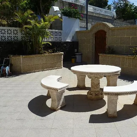 Sleeps 6 Pool Wifi