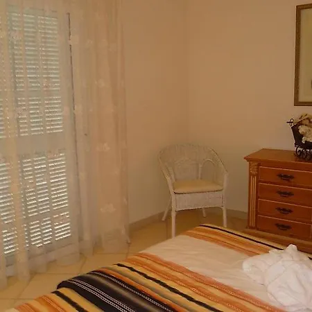 Sleeps 6 Pool Wifi *